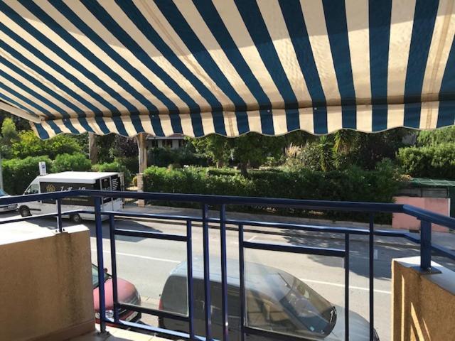 L'Ancre Bleue Apartment Cavalaire-sur-Mer Bagian luar foto